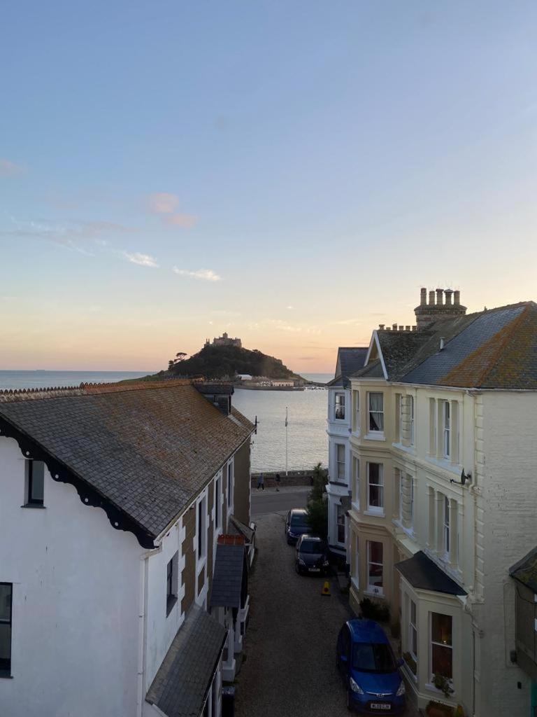 Marazion Beach Town House With Private Parking Экстерьер фото